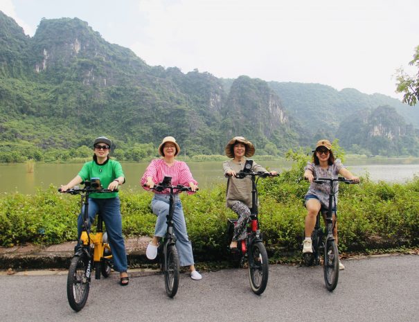 z7129243826131_9e63b04fadefd60184199a1264bdebb6